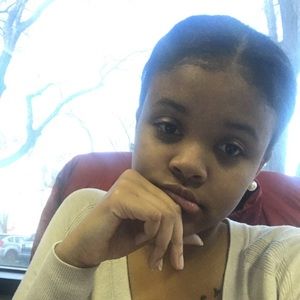 Meet your Posher, Jasmine